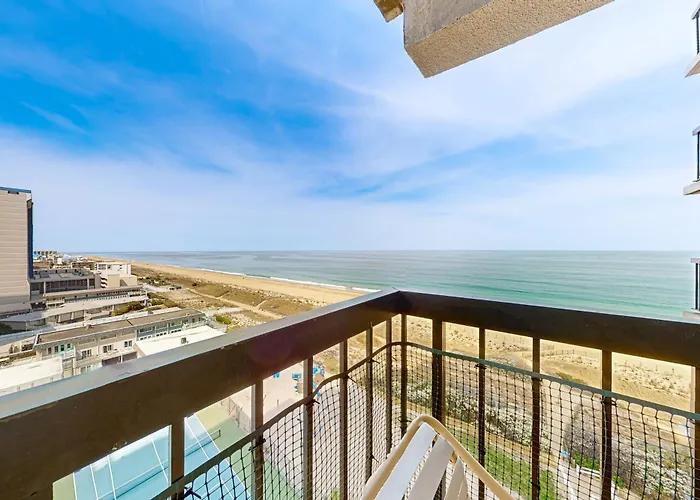 Sea Watch 1004 Apartment